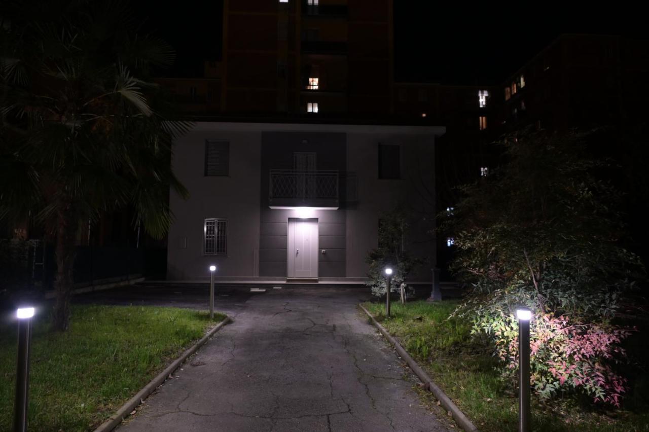 Grigio Perla Panigale, Villetta Con Giardino E Parcheggio Privato Fino A Tre Posti Auto - Un Oasi Di Tranqullita Болонья Екстер'єр фото